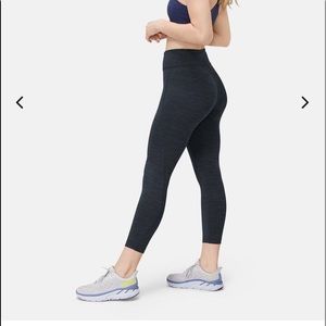Outdoor Voices Move Free 3/4 leggings